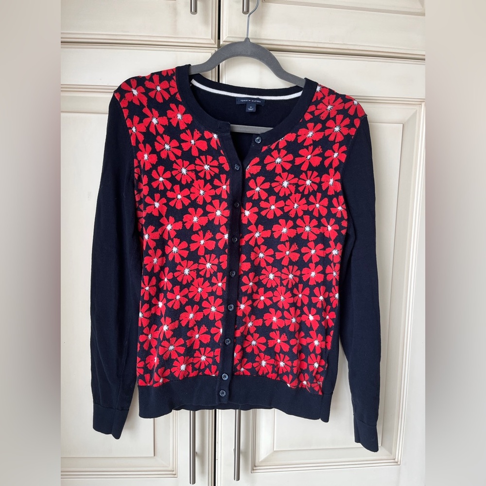 🍊 Tommy Hilfiger Navy and Red Floral Cardigan. Medium